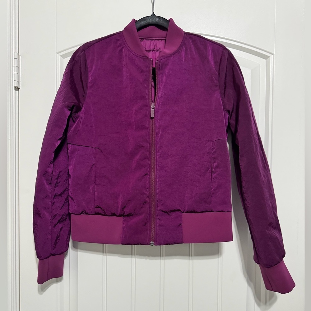 Lululemon Non-Stop Bomber *Reversible in Marvel